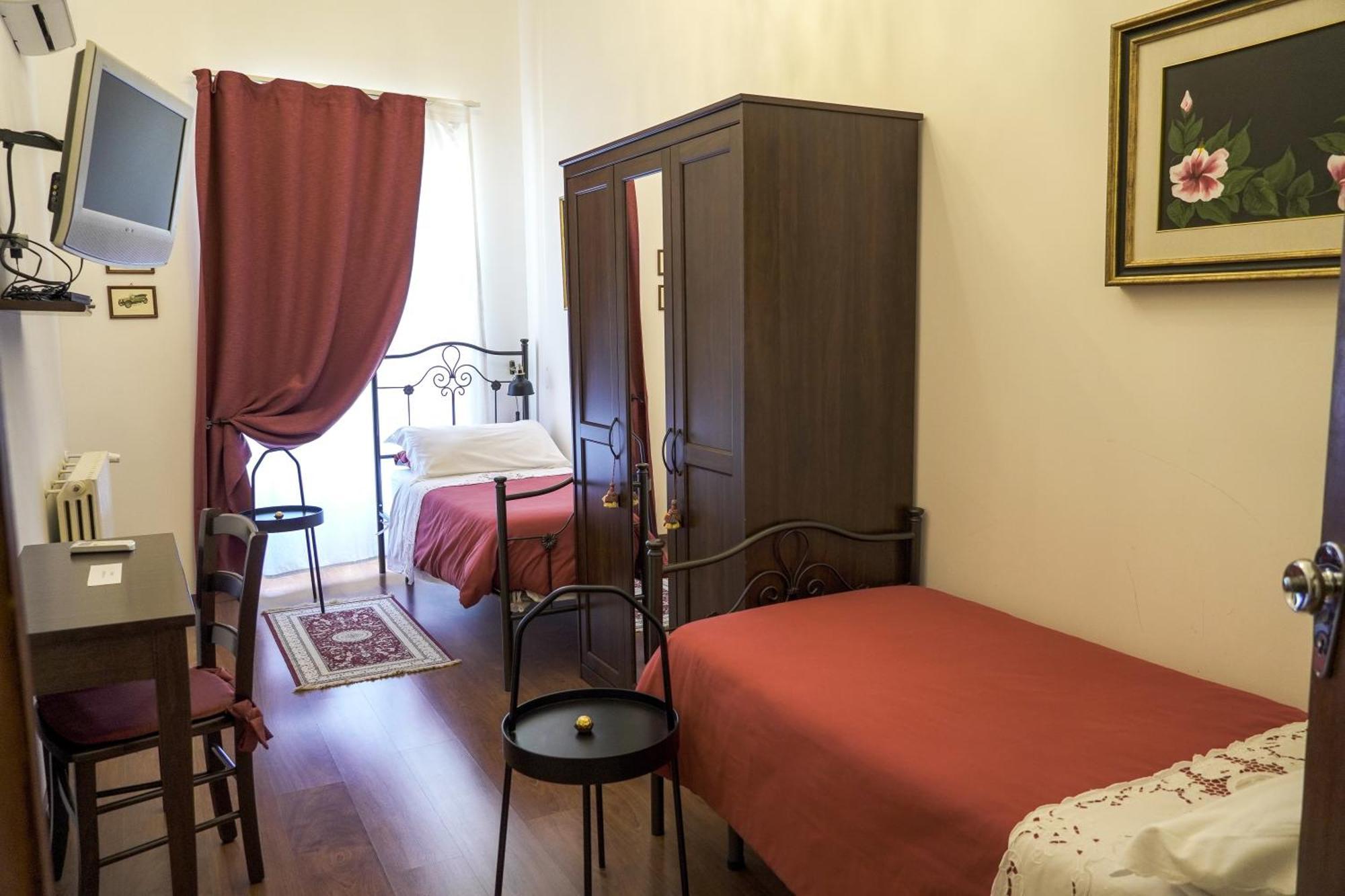 La Casa Del Fabbro Bed & Breakfast Troina Exterior photo